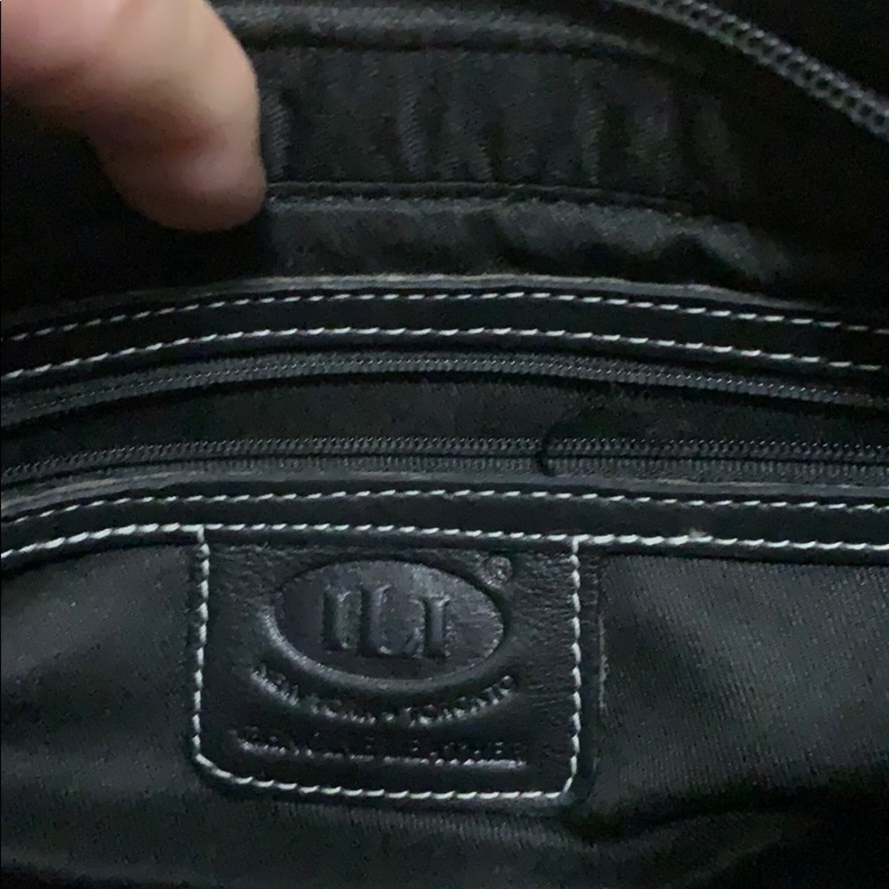 Black leather ILI purse - Picture 3 of 7
